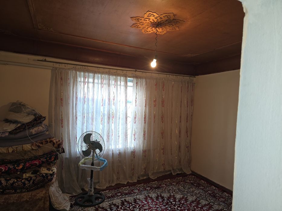 Шошилинч Тошкент вилояти Янгийўл туманида арзон ховли сотилади