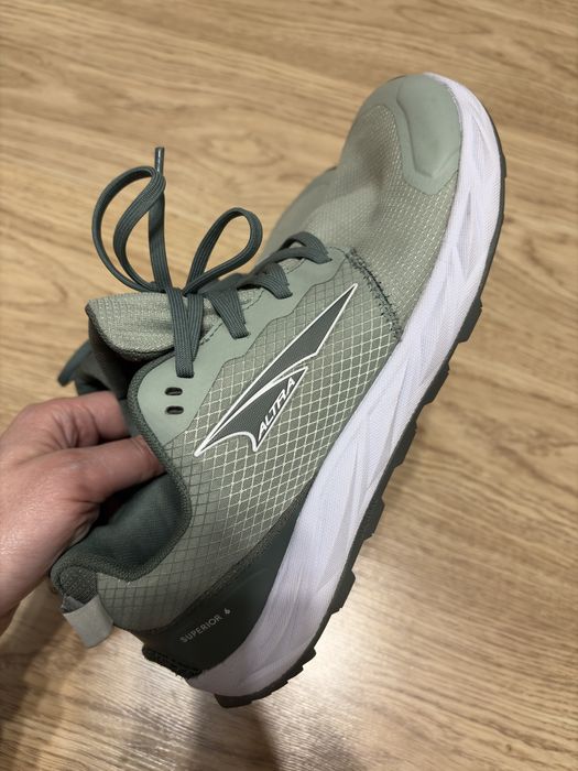 Кроссовки Altra superior 6