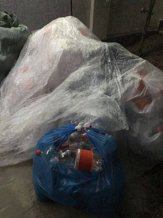 Баклажки пластиковые