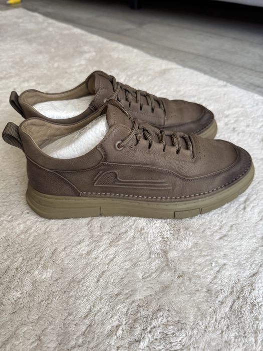 Pantofi eleganti din piele