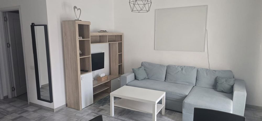 Inchiriez apartament 2 camere Mamaia Nord