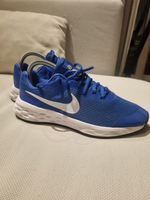 Мрежести маратонки Nike, 37.5