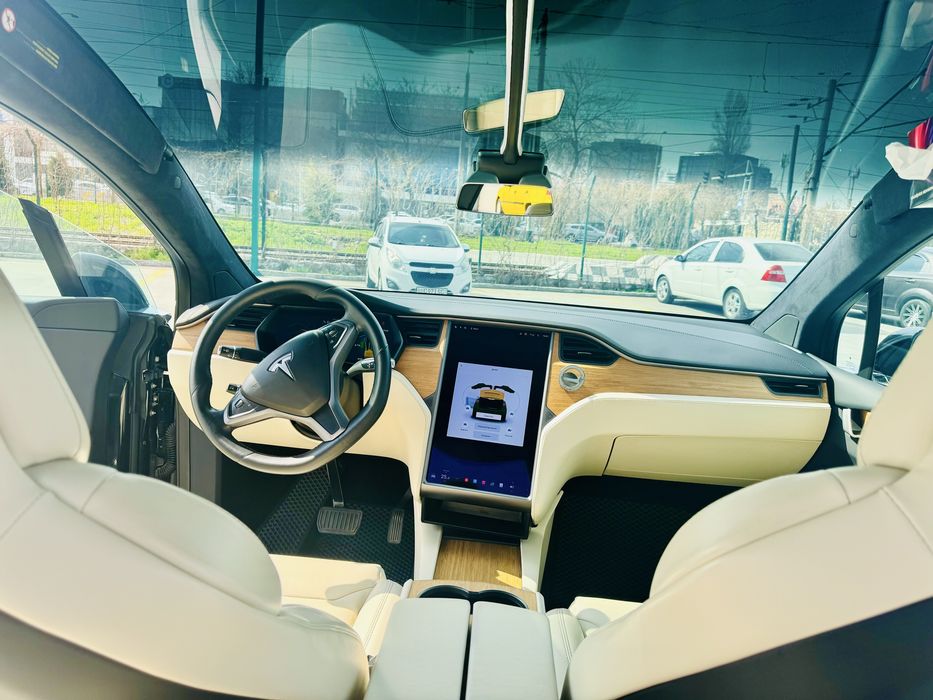 TESLA MODEL X Long Range 100 USA , 2022 imported В идеальном состоянии