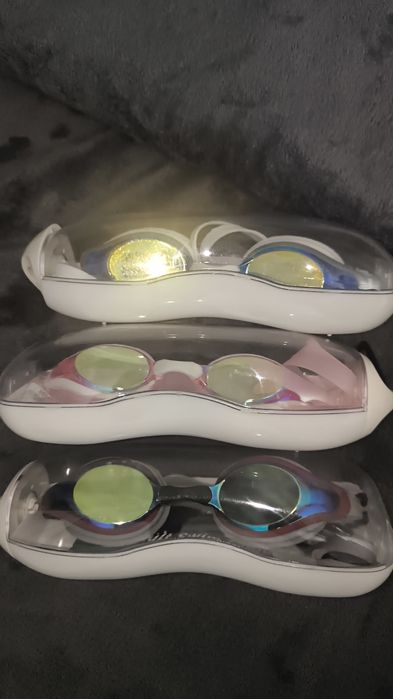 очки для плавания продам новые