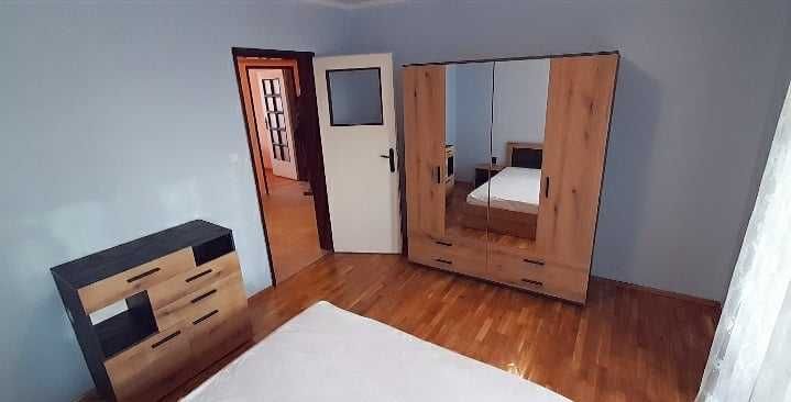 Дава се под наем Двустаен апартамент в Бургас, Славейков - 70 кв.м за 204 € - Снимка #3