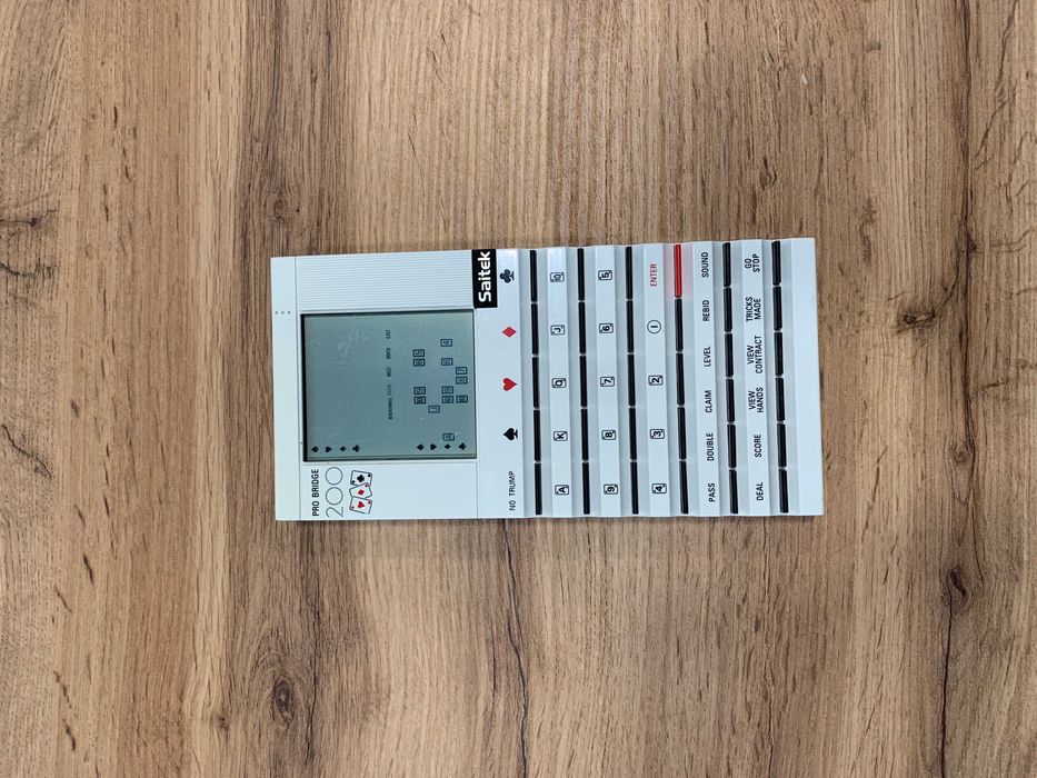 Бридж джобен компютър (Saitek Pro Bridge 200)