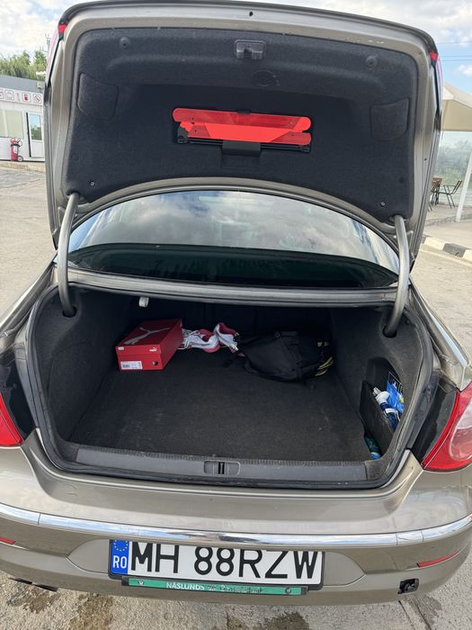 Vand passat cc 2.0 benzina 200cp