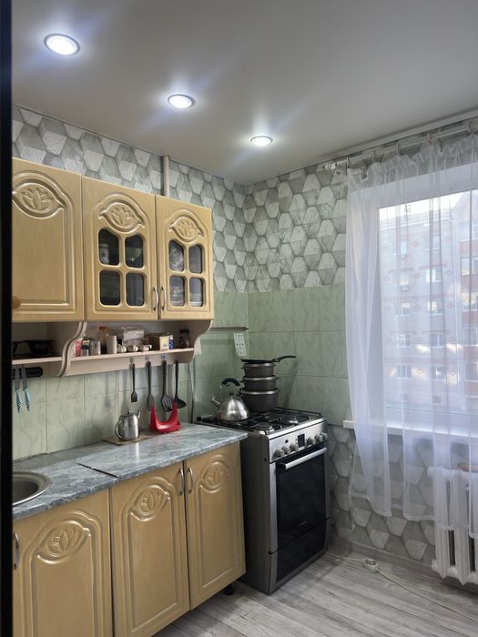 Продам 2х квартиру Ауэзова 4