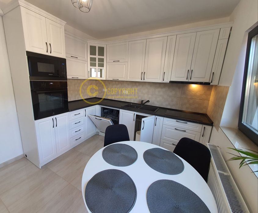 EXPERIENȚĂ 25 ani Mobila la comanda.