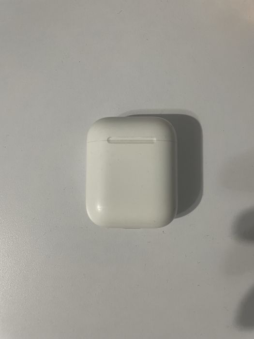 продам airpods 2