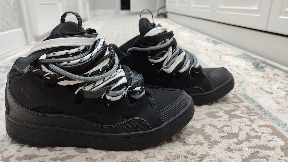 Продам lanvin triple lace Шымкент