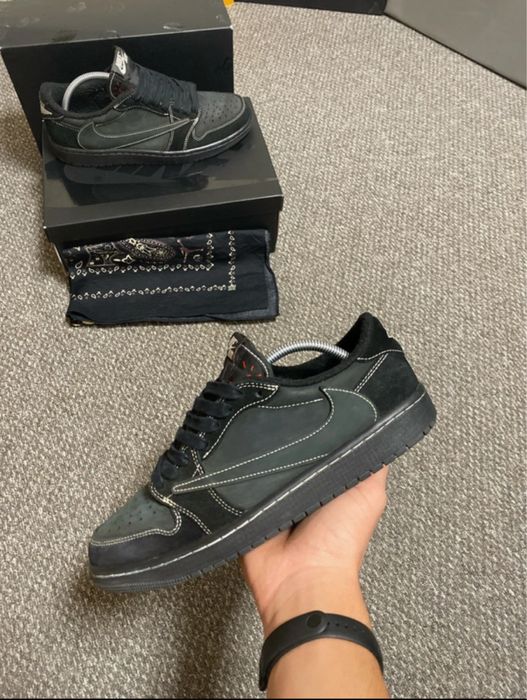 Air Jordan 1 low Travis Scott Phantom mărime 43