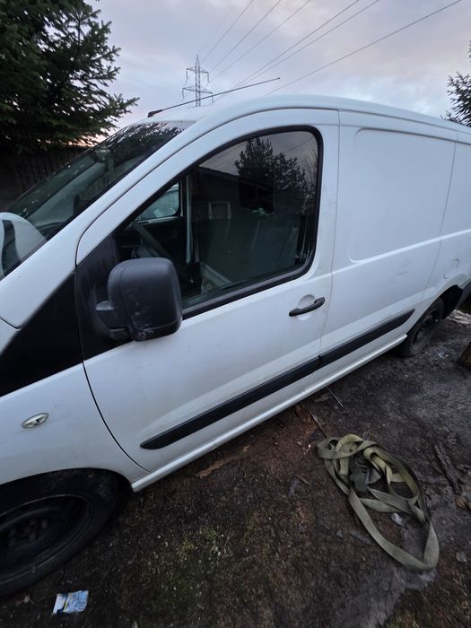 Предни Врати за Citroen jumpy 2014-2019 година