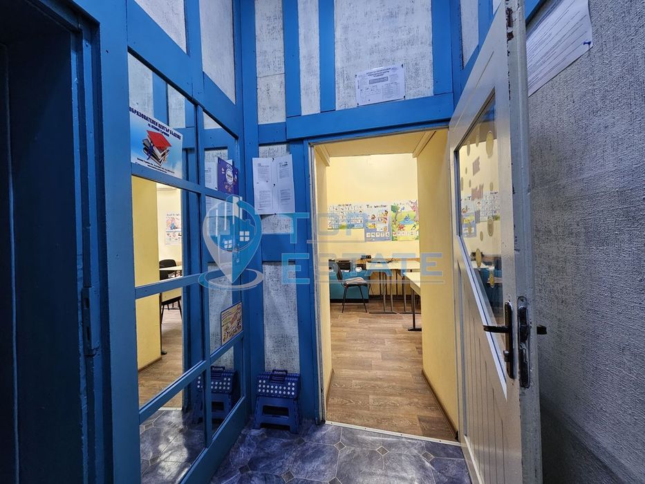 Продава се Офис в Велико Търново, Център - 237 кв.м за 838 €/кв.м - Снимка #11