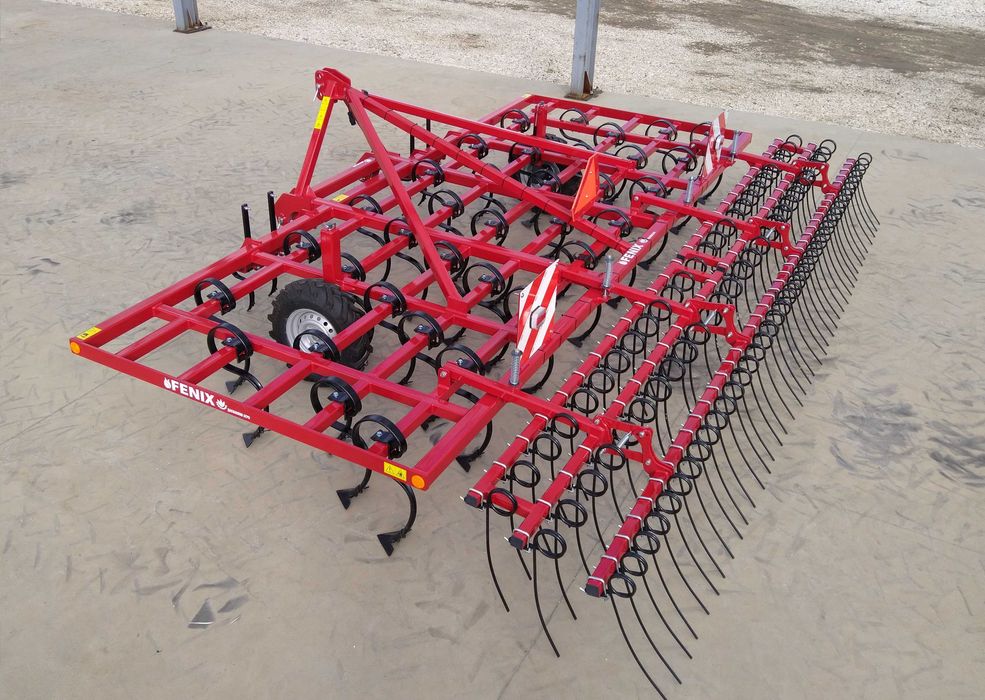 Култиватор Феникс 5 метра несгъваем с три реда иглена брана