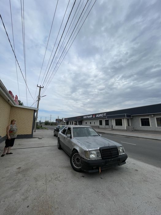 Mersedes benz w124