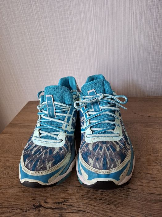Mizuno маратонки 40 номер.