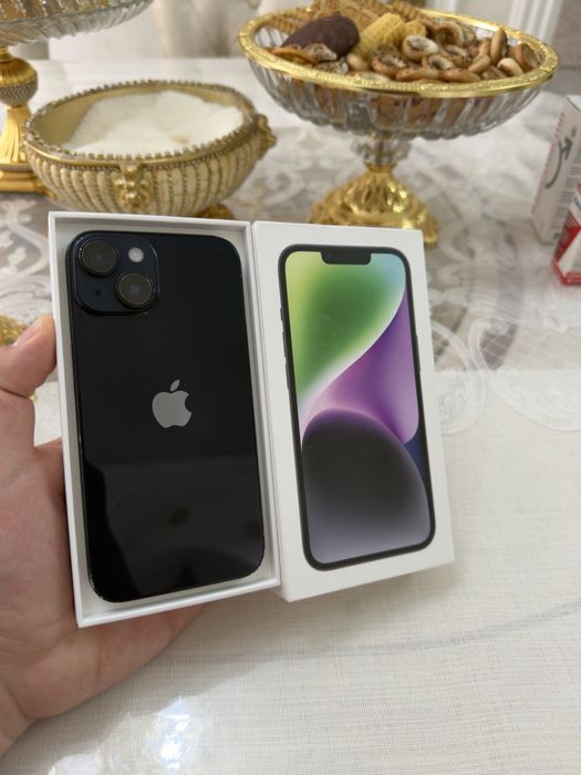 Продам Айфон 14/128