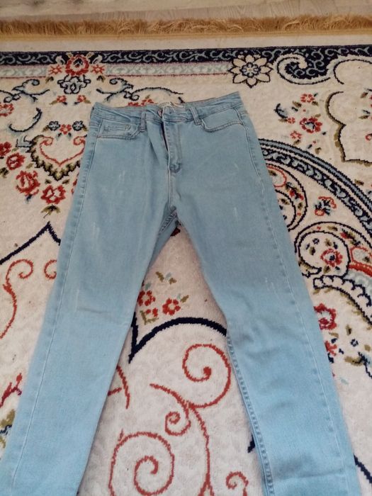 Продам джинсовый пиджак и брюки