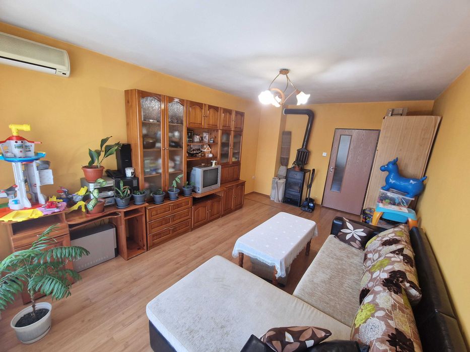 Апартамент за продажба в кв. Струмско на гр. Благоевград