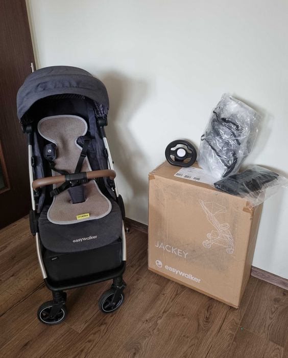 Easywalker Детска лятна количка Jackey Platinum Edition