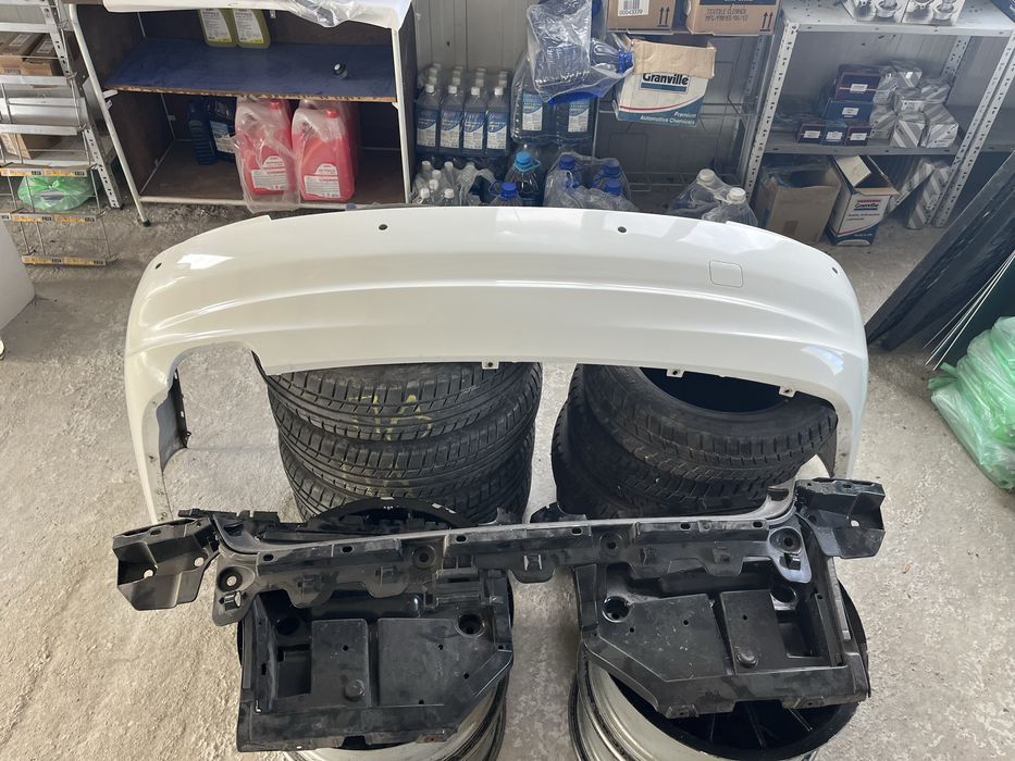 Задна броня от bmw е92 lci и държачи