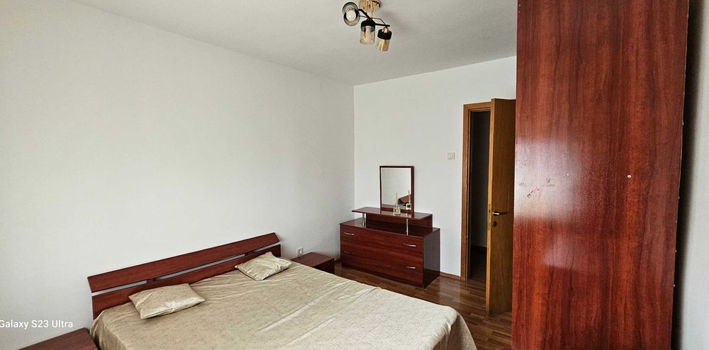 Închiriez apartament pe termen lung