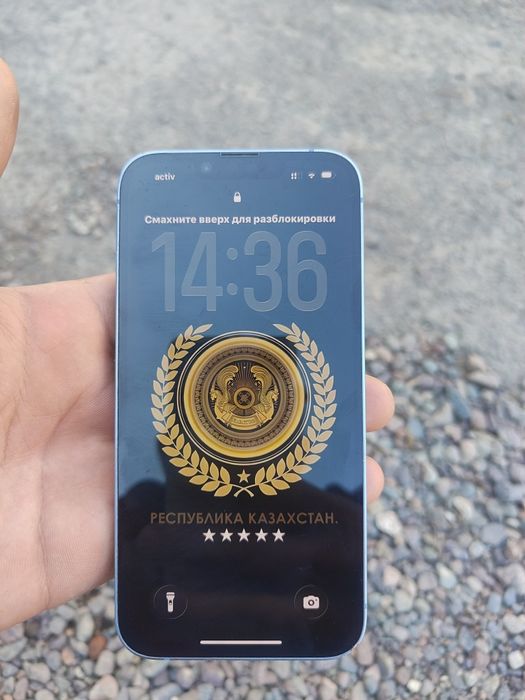 Продам срочно Айфон 14