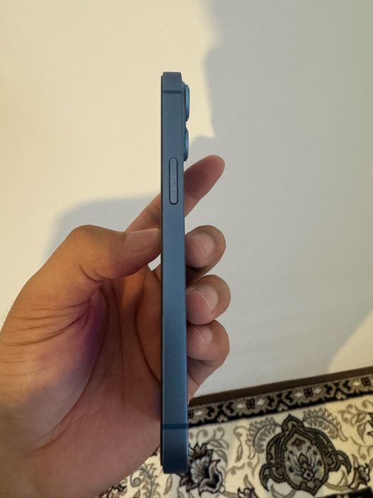 Iphone 13 karobka dokument bor