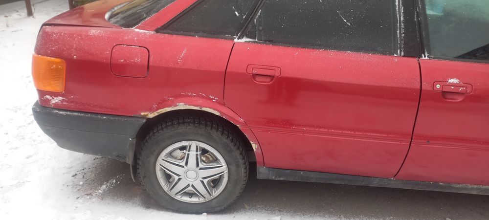 Продам ауди 80 б3