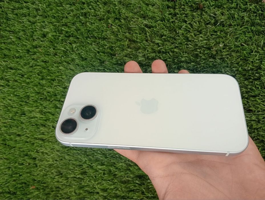 Iphone 15 blue titanium