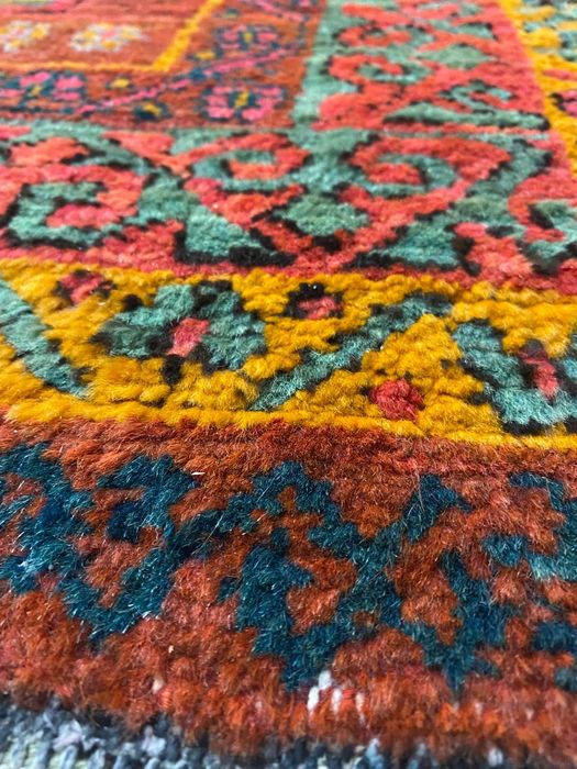 Ковер ручной работы