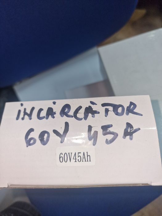 Incarcator 60V 45A