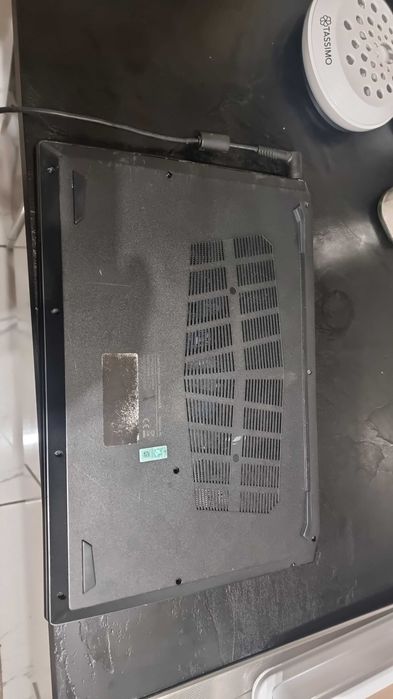 Vand leptop Casper Excalibur G770