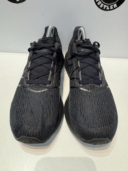 Маратонки NEW BALANCE .Номер 37.5