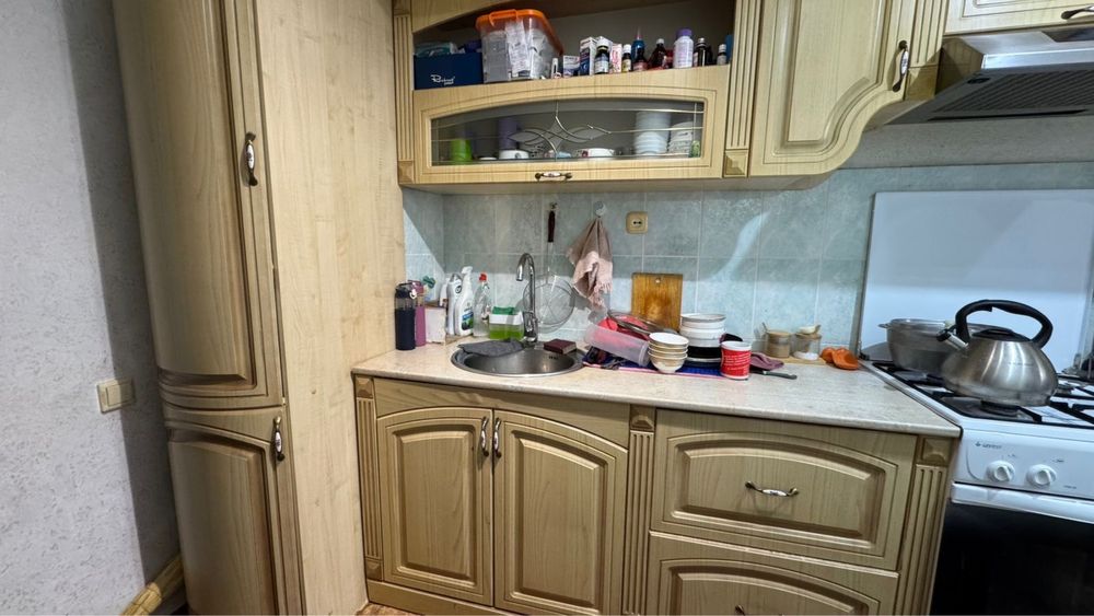 Кухонный гарнитур срочно