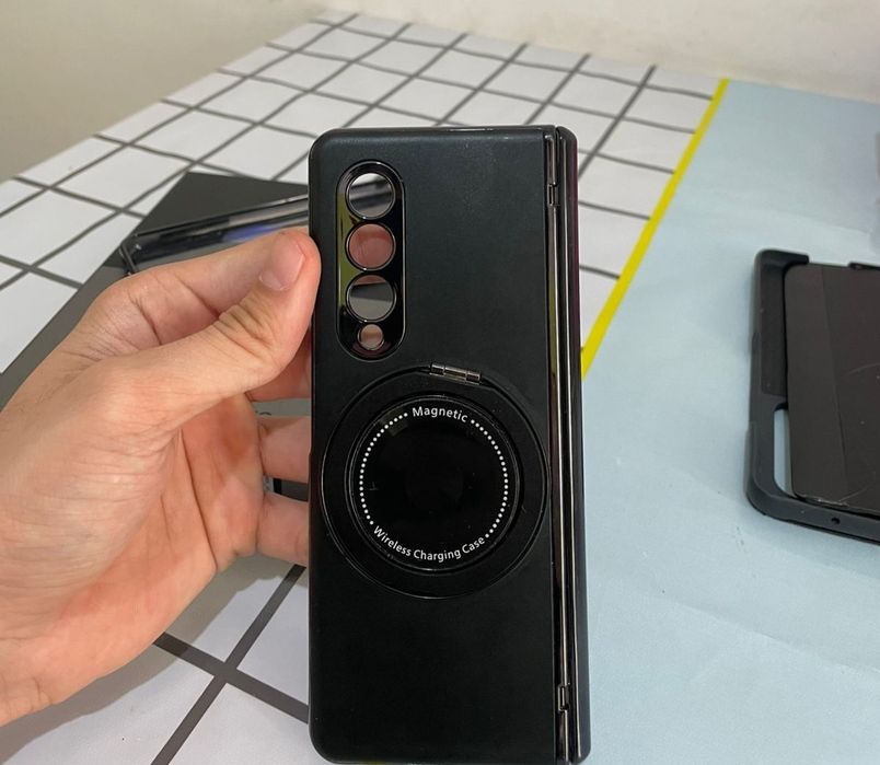 САМСУНГ з фолд 3