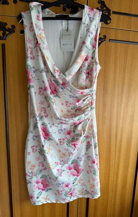 Нова рокля Mohito  с етикет