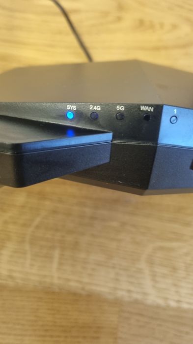 Router Whirless Tenda AC 1200