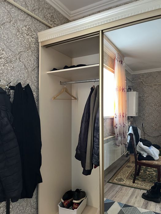 Продам шкаф-купе