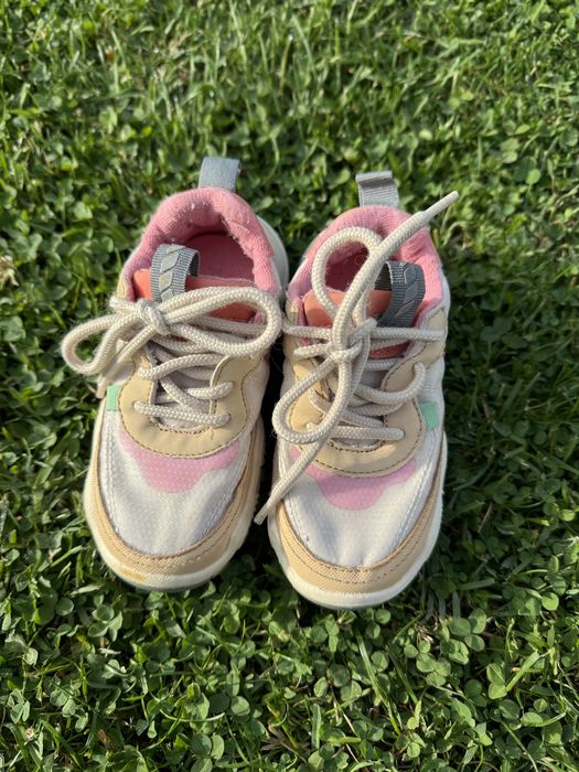 Sneakers Zara marimea 24