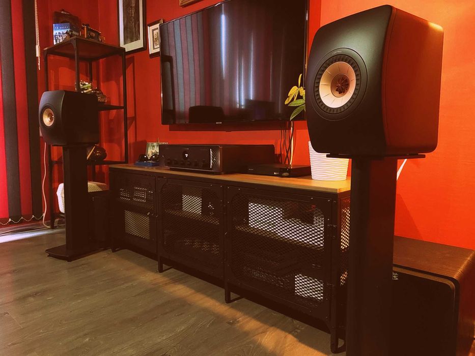 Продавам KEF LS50 Meta