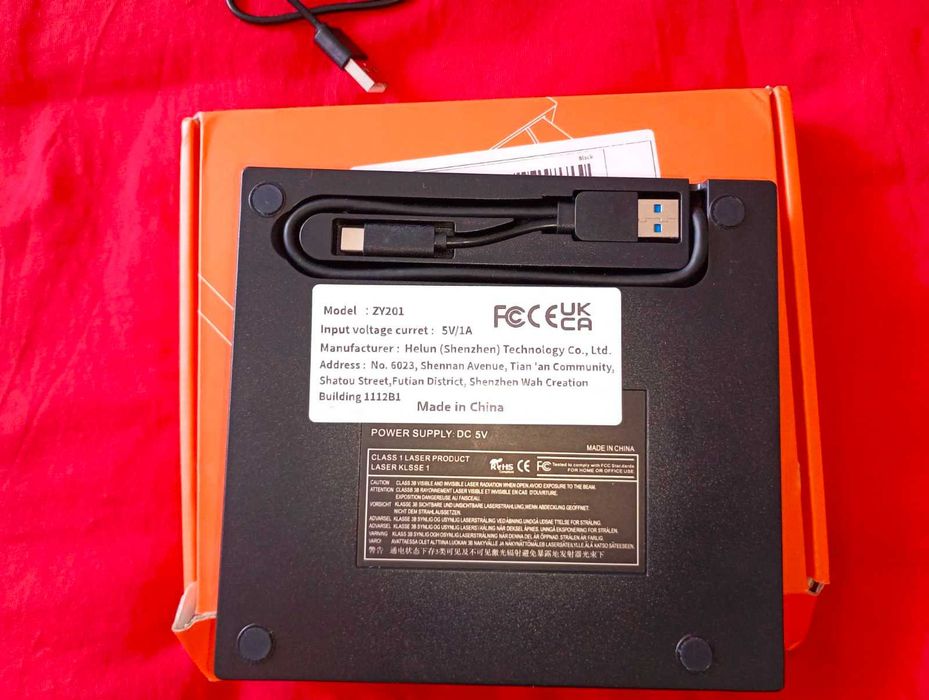 Преносимо външно оптично устройство USB DVD/CD записвачка/плеър 7в1