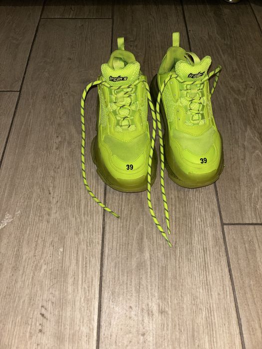 Balenciaga triple s neon , marimea 39