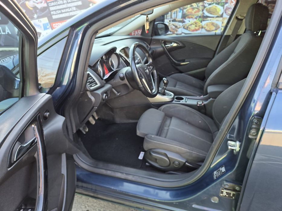 OPEL Astra 2013 — imagine 3