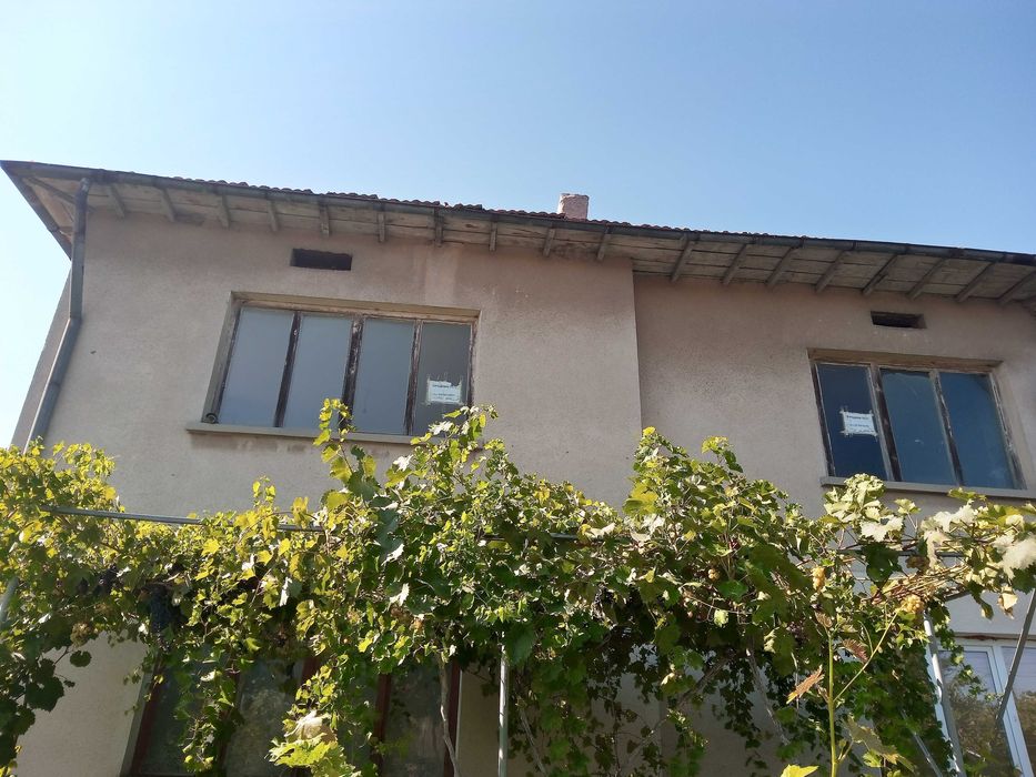 Къща.2-ри етаж в Град Генерал Тошево.