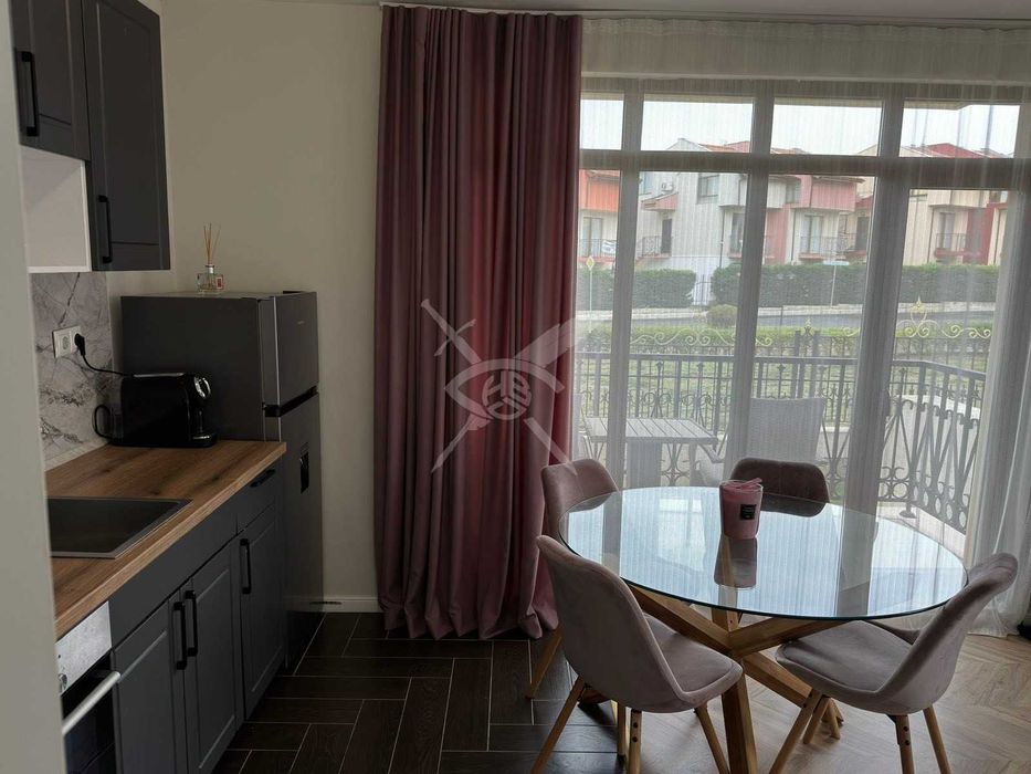 Продава се Двустаен апартамент в Свети Влас - 50 кв.м за 1920 €/кв.м - Снимка #2