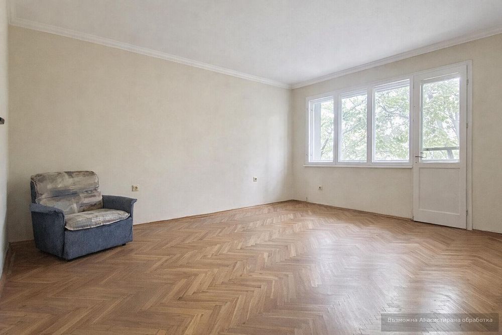 Продава се Тристаен апартамент в Бургас, Възраждане - 99 кв.м за 1340 €/кв.м - Снимка #2