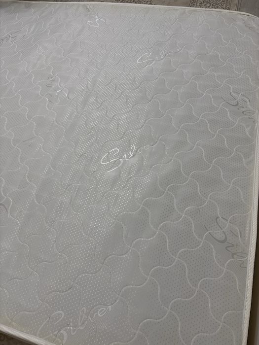 Матрас 2 спалка в отличном состоянии