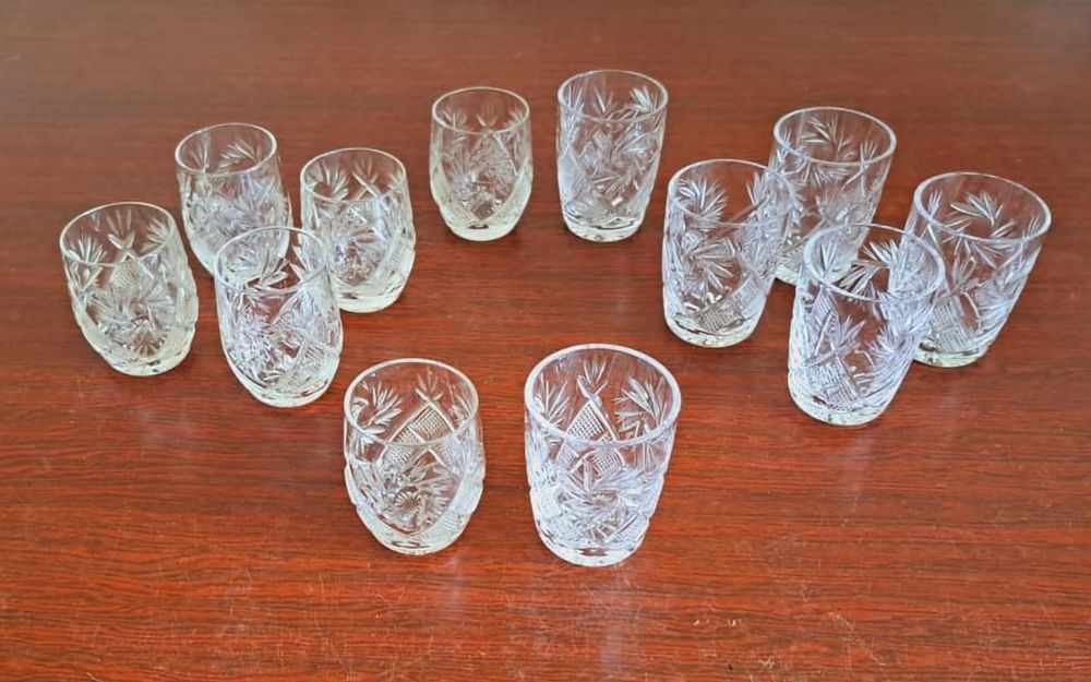 Набор хрустальных стопок